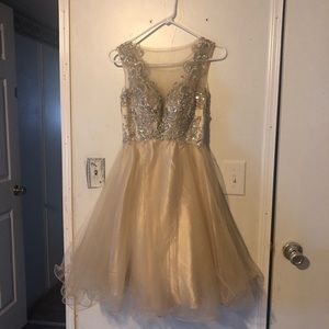 15/banquet dress